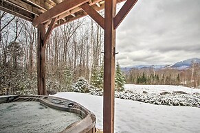 Architect-designed Franconia Home: Hot Tub & Views