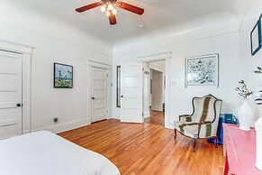 Downtown San Jose Apt w/ Deck: 1 Mi to SAP Center!