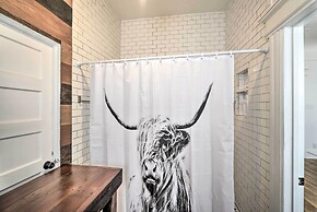 Downtown San Jose Apt w/ Deck: 1 Mi to SAP Center!