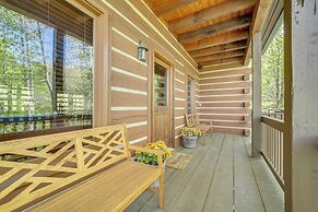 Hot Tub & Fire Pit: Secluded Gem in Franklin