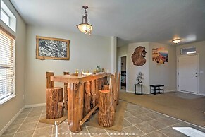 Beautiful Kanab Home w/ Yard - Walk to Restaurants