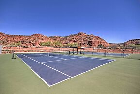 Beautiful Kanab Home w/ Yard - Walk to Restaurants