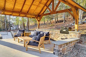 Benezette Cabin w/ Hot Tub, Grill & Mtn Views