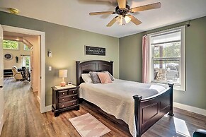 Benezette Cabin w/ Hot Tub, Grill & Mtn Views