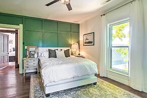 Beautifully Restored Farmhouse in Marshall!