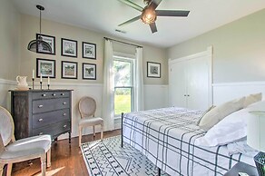 Beautifully Restored Farmhouse in Marshall!
