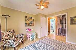 14 Mi to Beech Mountain: Home w/ Grills!