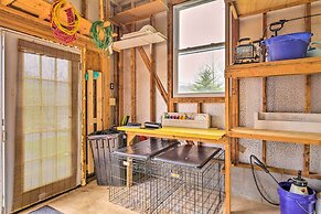 14 Mi to Beech Mountain: Home w/ Grills!