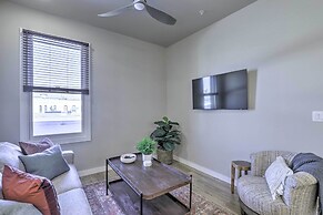 Centrally Located San Marcos Unit w/ Parking!