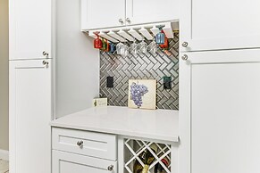 Charlotte Vacation Rental w/ Private Hot Tub!
