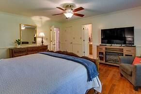 Charlotte Vacation Rental w/ Private Hot Tub!