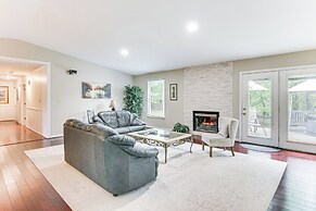 Charlotte Vacation Rental w/ Private Hot Tub!