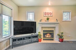 Charming Medford Getaway ~ 4 Miles to Downtown!