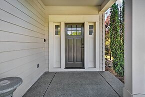 Charming Medford Getaway ~ 4 Miles to Downtown!