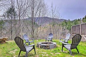 Charming Marion Cabin: Fire Pit & Mtn Views!
