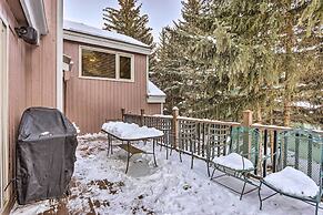 Charming Mtn Home on Golf Course ~4 Mi to Slopes!
