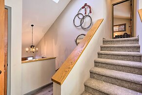 Charming Mtn Home on Golf Course ~ 4 Mi to Slopes!