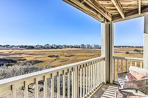 Condo w/ Pool Access - Walk to Beach!