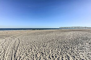 Condo w/ Pool Access - Walk to Beach!