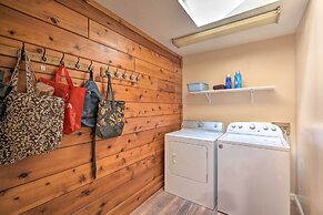 11 Mi to Apple Hill: Pollock Pines Resort Cabin