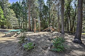 11 Mi to Apple Hill: Pollock Pines Resort Cabin