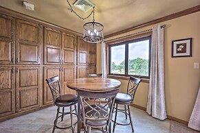 Golf Course & Lake Views: Cozy Afton Condo!