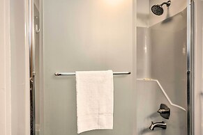 Campton Home w/ Mountain Views Near Trails & Lake