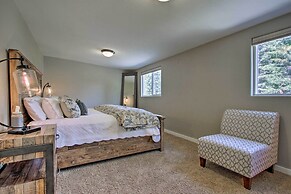 Creekfront Lincoln Home, Steps From Downtown!