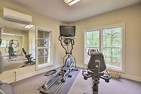 Lakefront Dadeville Condo w/ Community Boat Dock!