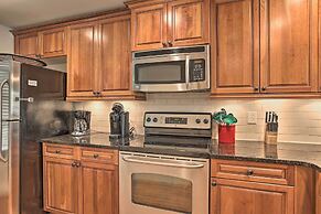 Lakefront Dadeville Condo w/ Community Boat Dock!