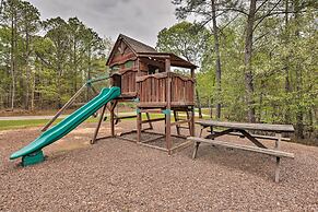 Lakefront Dadeville Condo w/ Community Boat Dock!