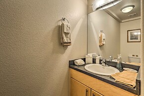 Downtown Manitou Springs Home: Tranquil Creek View