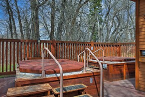 Cozy Driggs Condo w/ Hot Tub & Ski Shuttle Service