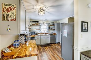 Dtwn Boone Home Walk to Appalachian State Campus!