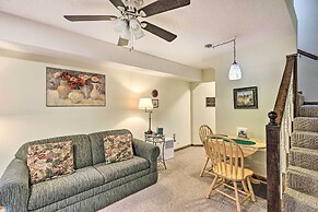 Cozy Roan Mountain Cabin w/ Private Balcony!