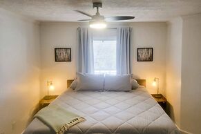 Cozy Bryson City Home w/ Fire Pit & Mtn Views!