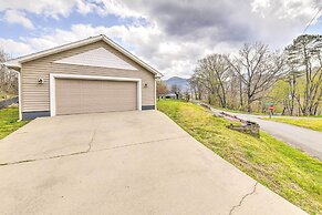 Cozy Bryson City Home w/ Fire Pit & Mtn Views!