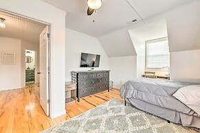 Cozy Bryson City Home w/ Fire Pit & Mtn Views!