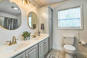 Cozy Bryson City Home w/ Fire Pit & Mtn Views!