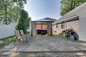 Cozy Condo ~ 11 Mi to Manhattan, Pets Welcome