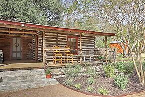 Custom 'texas Cabin' Studio - 5 Min to Gruene Hall