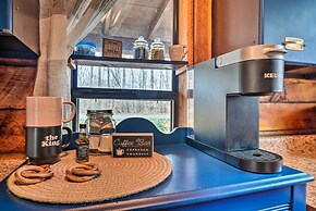 Cozy Tennessee Cabin Rental - 1 Mi to Lake