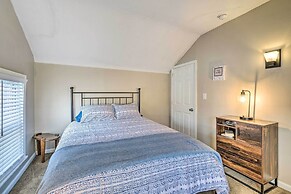 Cozy Finger Lakes Abode in Downtown Canandaigua!