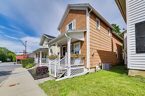 Cozy Finger Lakes Abode in Downtown Canandaigua!