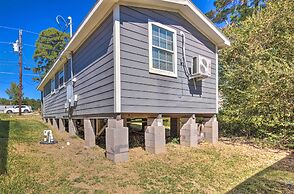 Cozy Montgomery Home: Walk to Lake Conroe!