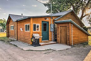 Pet-friendly Augusta Cabin - Walk to Main Street!