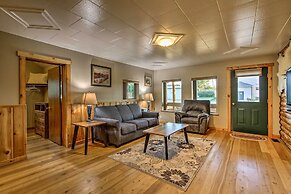 Pet-friendly Augusta Cabin - Walk to Main Street!