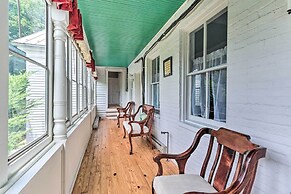 Historic Townhome in Downtown Shepherdstown!