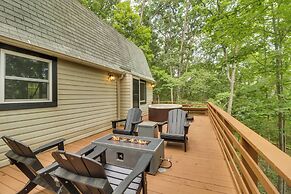 Fully Renovated Broadway Cabin w/ Private Hot Tub!