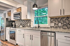 Fully Renovated Broadway Cabin w/ Private Hot Tub!
